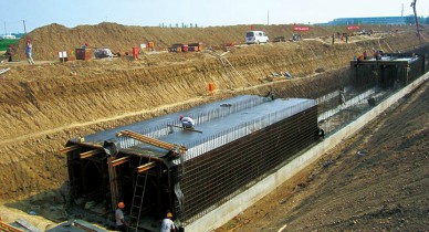 Shijin Main Canal Cangzhou Branch 압력 상자 Culvery Line 지원을 지원하는 토토 결과 결과-to-North Water 전환 지원